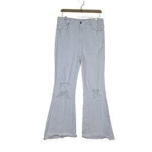 Risen Womens 15/32 High Rise Distressed Flare Jeans